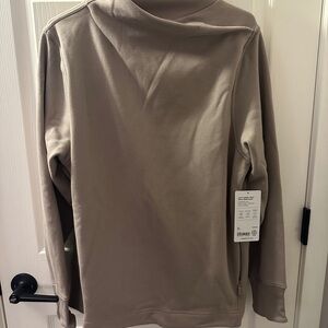 Athleta Women's Cozy Karma Sweatshirt - Tan